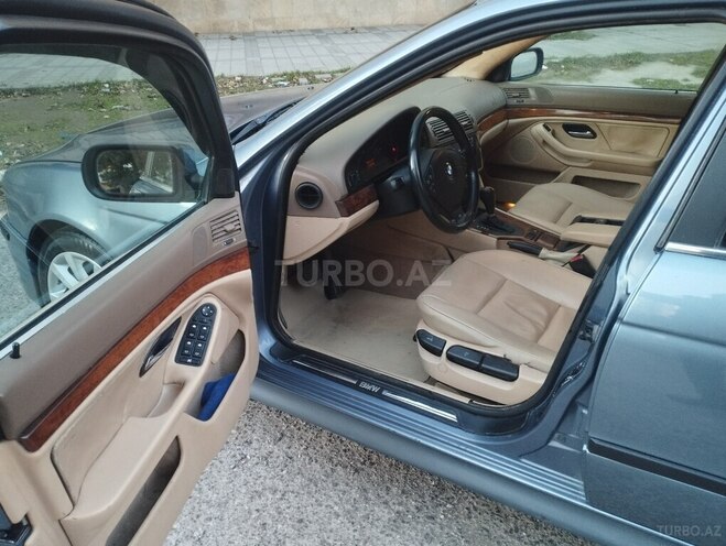 BMW 525 2001, 391,000 km - 2.5 л - Bakı
