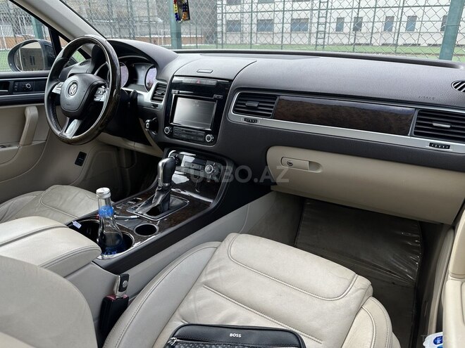 Volkswagen Touareg 2012, 238,000 km - 3.6 l - Bakı
