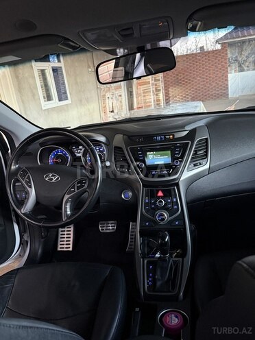 Hyundai Elantra 2015, 155,144 km - 2.0 л - Bakı