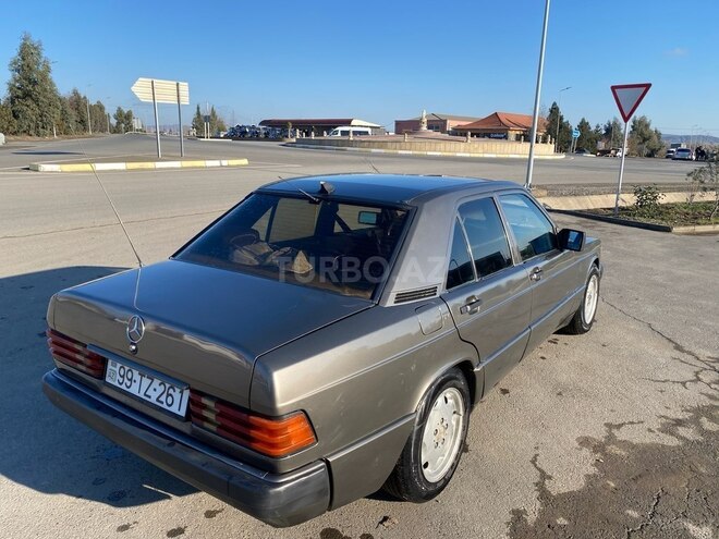 Mercedes 190 1990, 369,800 km - 2.0 l - Şirvan