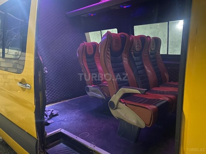 Mercedes Sprinter 515-12