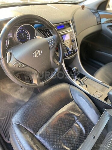 Hyundai Sonata-7