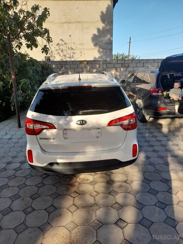 Kia Sorento-2