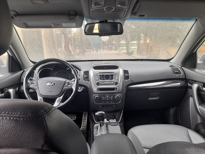 Kia Sorento-5