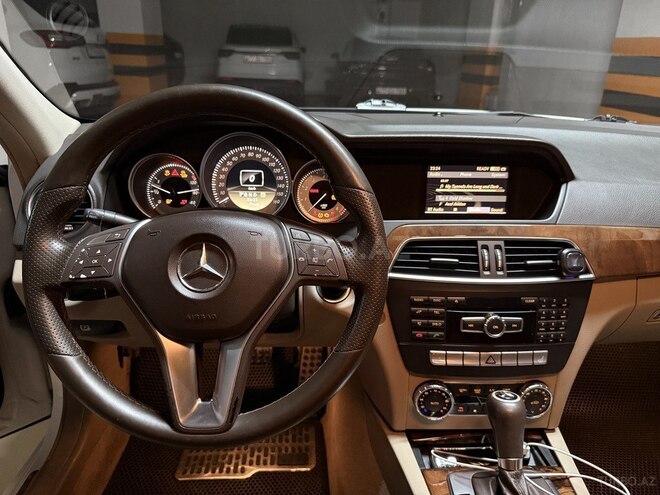 Mercedes C 250 2012, 205,200 km - 1.8 l - Bakı