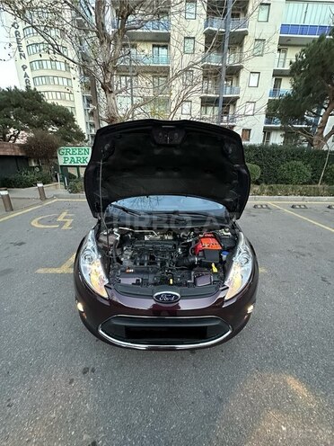 Ford Fiesta 2011, 133,000 km - 1.4 л - Bakı