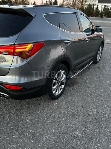 Hyundai Santa Fe-6