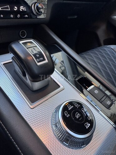 Mitsubishi Outlander-9