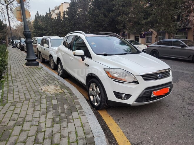 Ford Kuga 2010, 193,000 km - 2.5 l - Bakı
