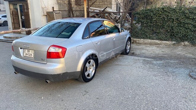 Audi A4 2002, 270,370 km - 1.8 l - Bakı