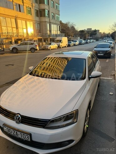 Volkswagen Jetta 2013, 179,000 km - 2.0 l - Bakı