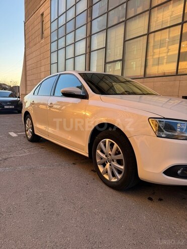 Volkswagen Jetta 2013, 179,000 km - 2.0 l - Bakı