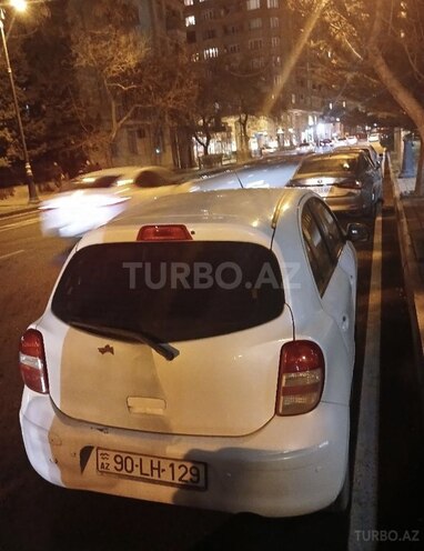Nissan Micra 2011, 240,000 km - 1.2 l - Bakı