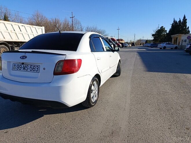 Kia Rio 2009, 363,939 km - 1.4 l - Sumqayıt