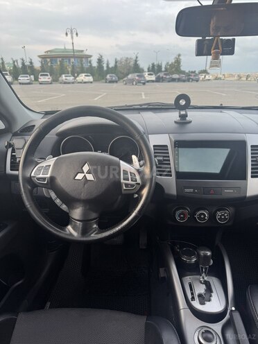 Mitsubishi Outlander 2011, 220,000 km - 2.4 l - Sumqayıt