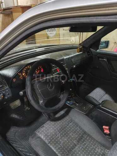 Mercedes C 180 1994, 483,000 km - 1.8 l - Quba
