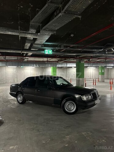 Mercedes  1992, 214,536 km - 2.0 l - Bakı