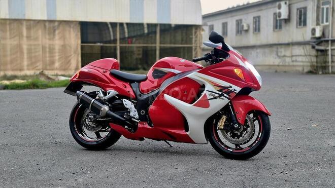 Suzuki GSX 1300 R Hayabusa-4