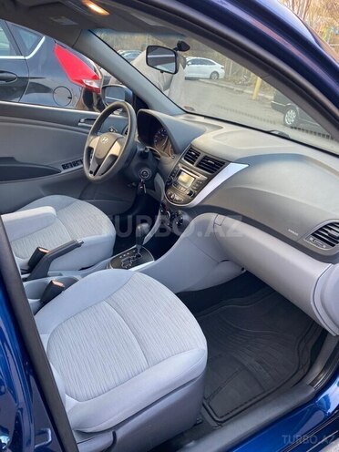 Hyundai Accent 2016, 203,659 km - 1.6 l - Bakı