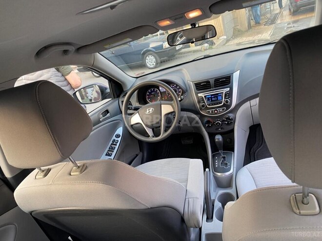 Hyundai Accent 2016, 203,659 km - 1.6 l - Bakı