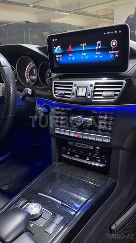 Mercedes E 350 4MATIC 2010, 217,500 km - 3.5 l - Bakı