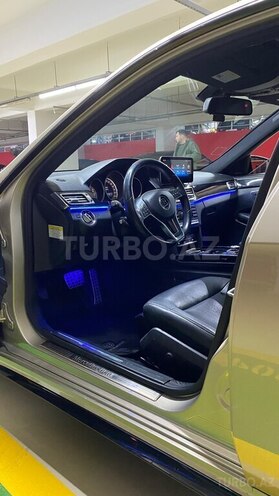 Mercedes E 350 4MATIC 2010, 217,500 km - 3.5 l - Bakı