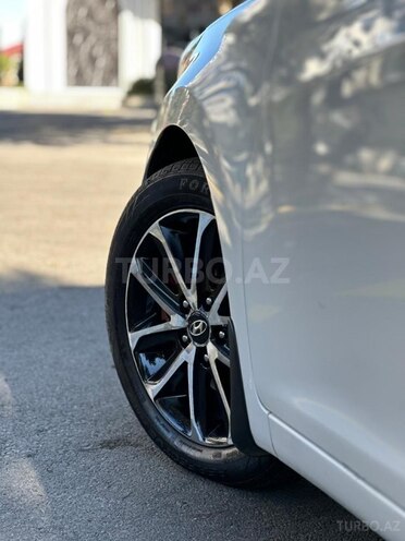 Hyundai Elantra 2014, 172,200 km - 1.8 l - Bakı