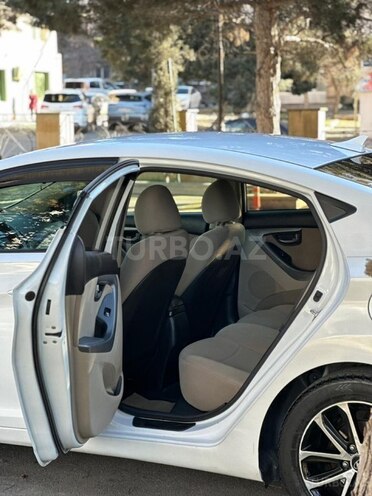Hyundai Elantra 2014, 172,200 km - 1.8 l - Bakı