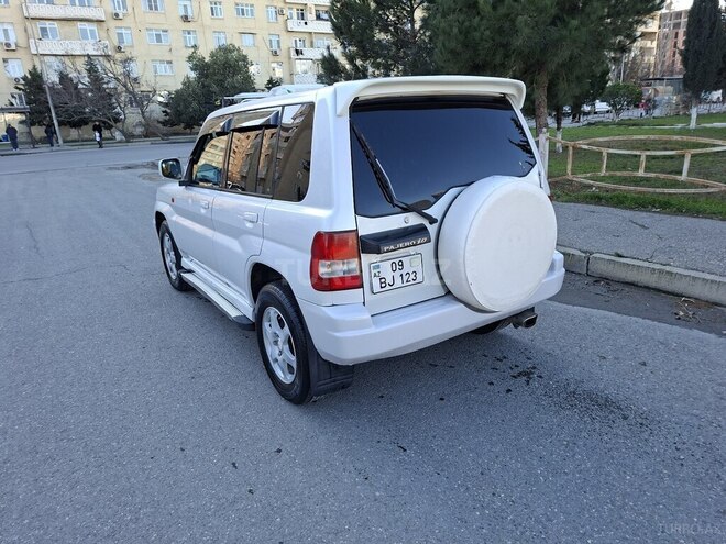 Mitsubishi Pajero io 1999, 358,000 km - 1.8 л - Bakı