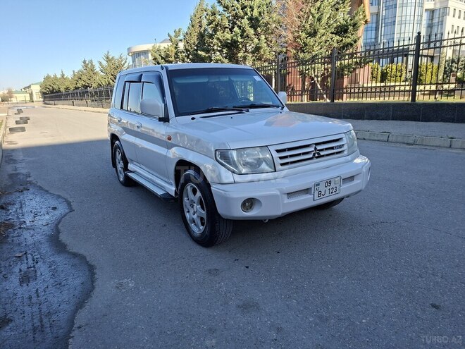 Mitsubishi Pajero io 1999, 358,000 km - 1.8 л - Bakı