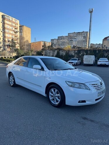 Toyota Camry-3