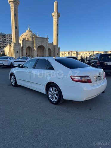 Toyota Camry-4