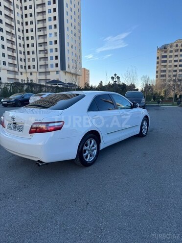 Toyota Camry-6