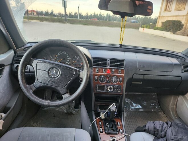 Mercedes C 200 1997, 243,200 km - 2.0 l - Bakı