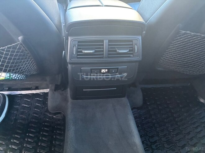 Audi Q7-14