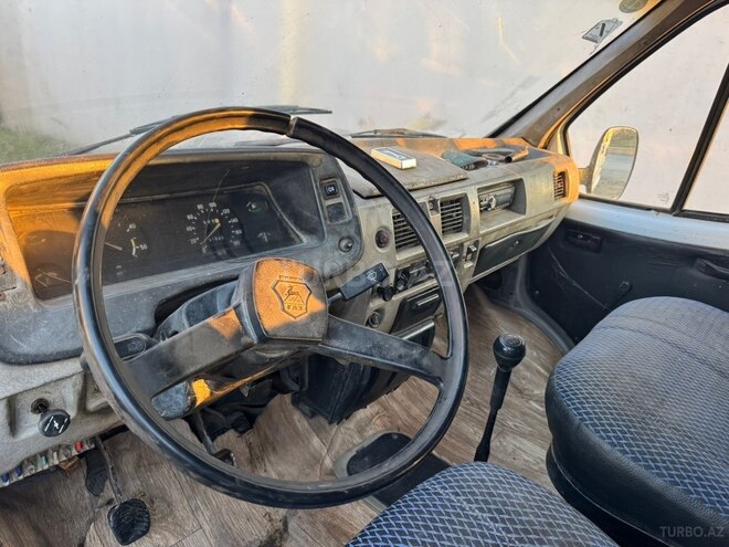 GAZ GAZel (32212)-2