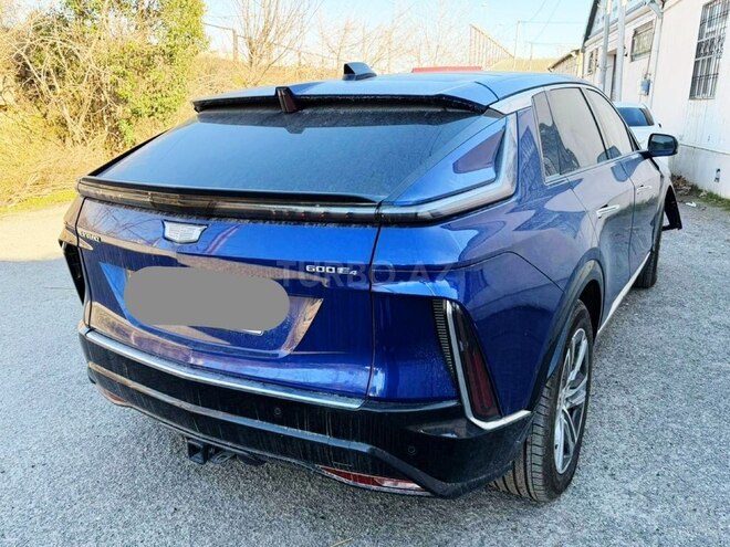 Cadillac  2024, 2,100 km - 0.0 l - Bakı