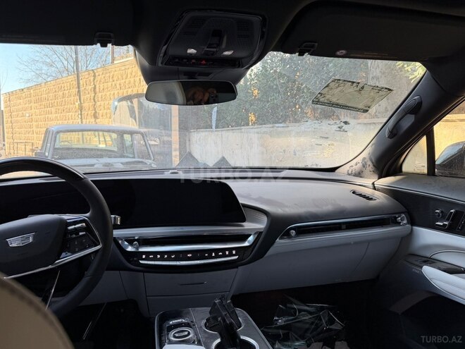 Cadillac  2024, 2,100 km - 0.0 l - Bakı
