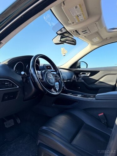 Jaguar F-Pace 2017, 160,000 km - 2.0 l - Bakı