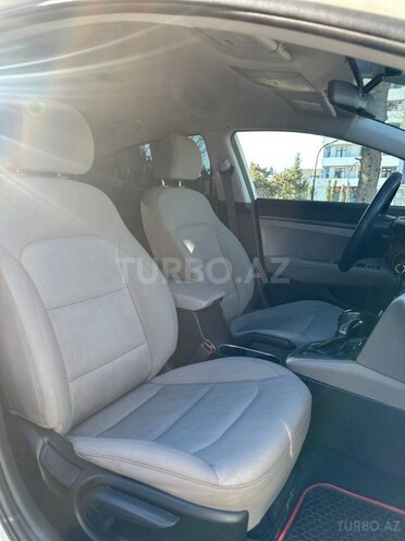 Hyundai Elantra 2017, 157,716 km - 2.0 l - Bakı