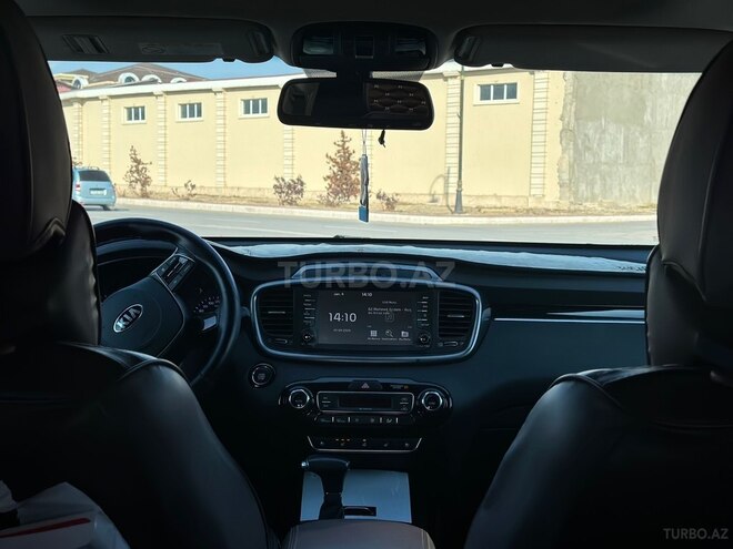 Kia Sorento-5