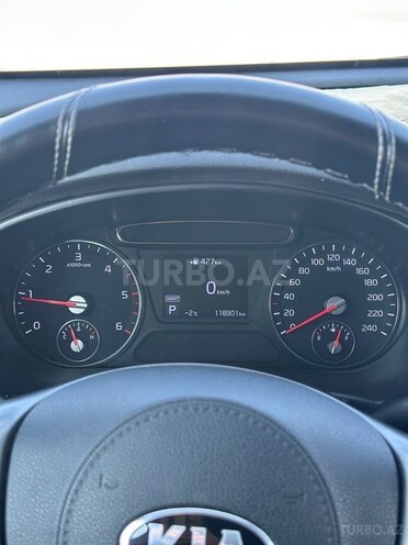 Kia Sorento-8