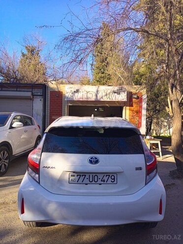 Toyota Aqua 2018, 205,000 km - 1.5 l - Bakı