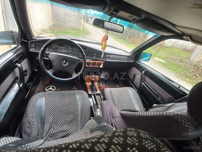 Mercedes 190 1991, 92,025 km - 1.8 l - Masallı