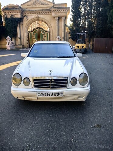 Mercedes E 220 1996, 320,000 km - 2.2 l - Şəmkir