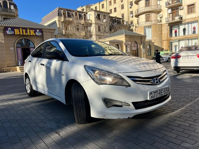 Hyundai Accent 2015, 210,000 km - 1.4 l - Bakı
