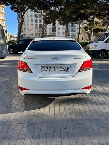 Hyundai Accent 2015, 210,000 km - 1.4 l - Bakı