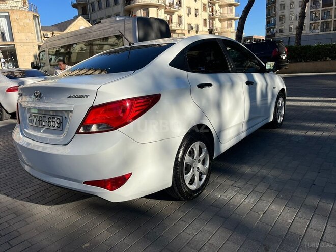 Hyundai Accent 2015, 210,000 km - 1.4 l - Bakı
