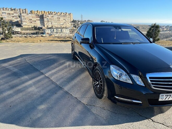Mercedes E 220 2011, 272,538 km - 2.1 л - Bakı