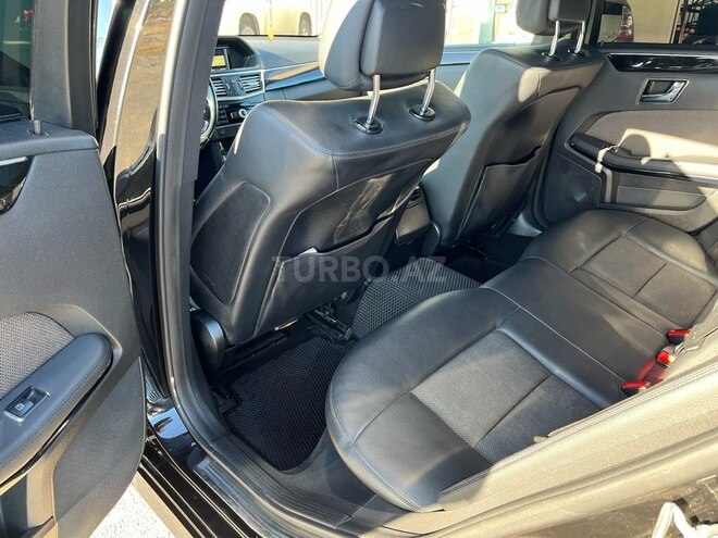 Mercedes E 220 2011, 272,538 km - 2.1 л - Bakı